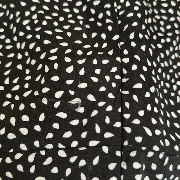 Missguided Black and White Asymmetrical Dress - Picture 6 of 7